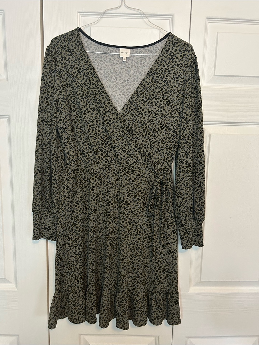 Kaileigh Olive Green Floral Long Sleeve Dress